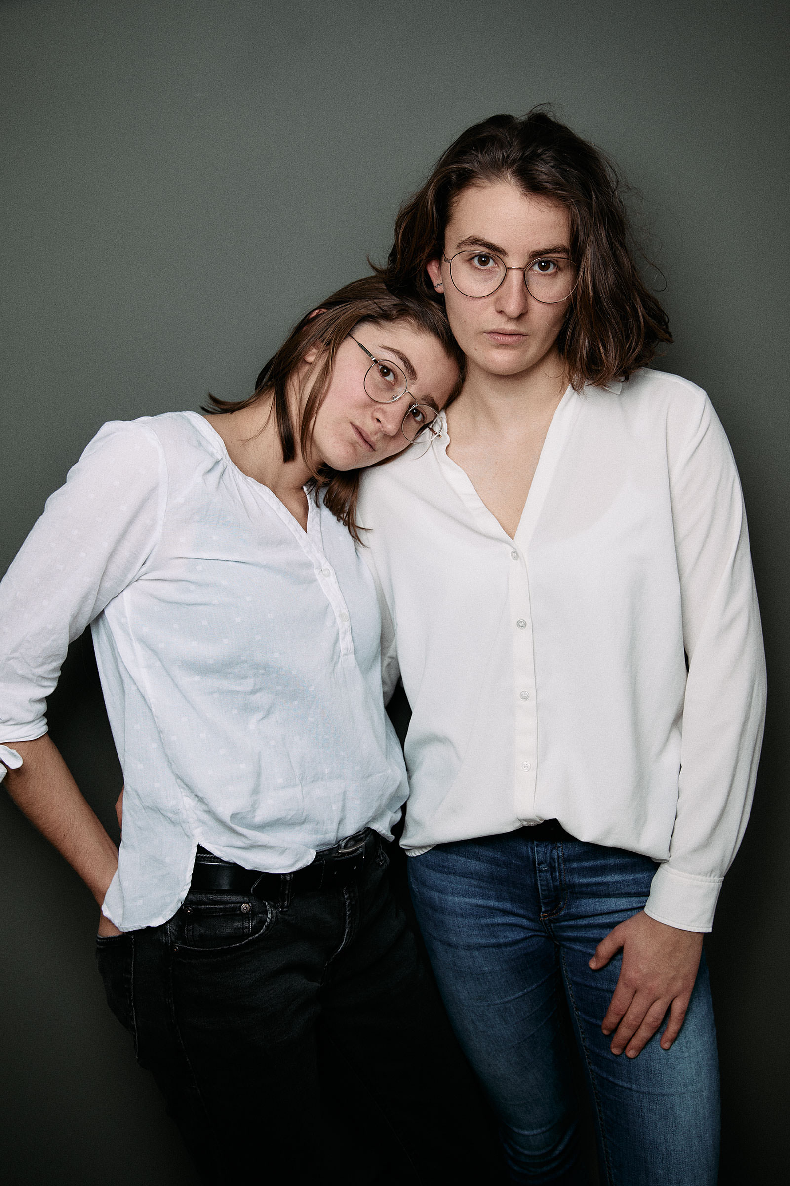 Portrait of Amelie and Leona